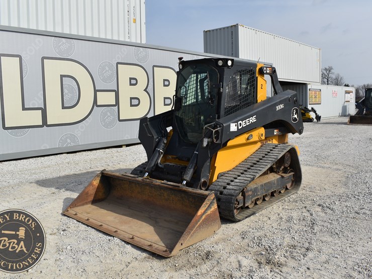 2021-deere-333g-image-1