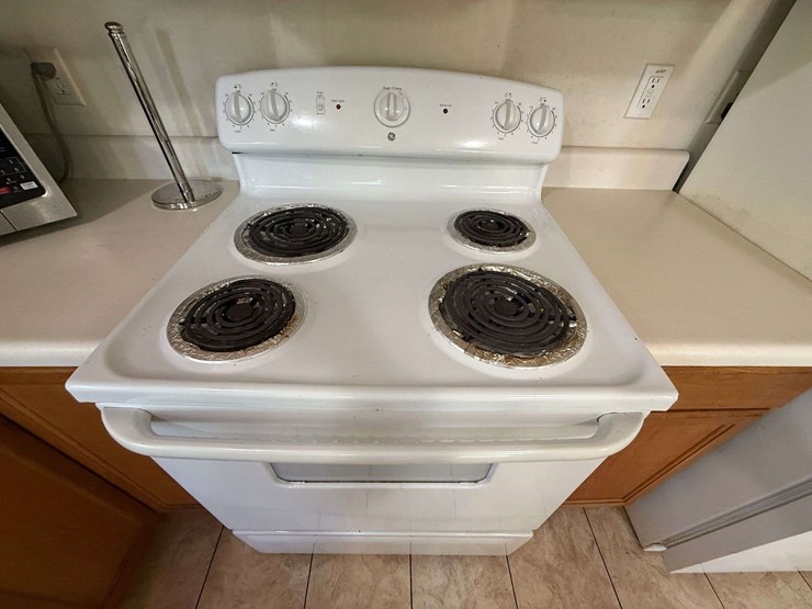 fema-cottage---2008-deer-valley-hb-mobile-home-image-22