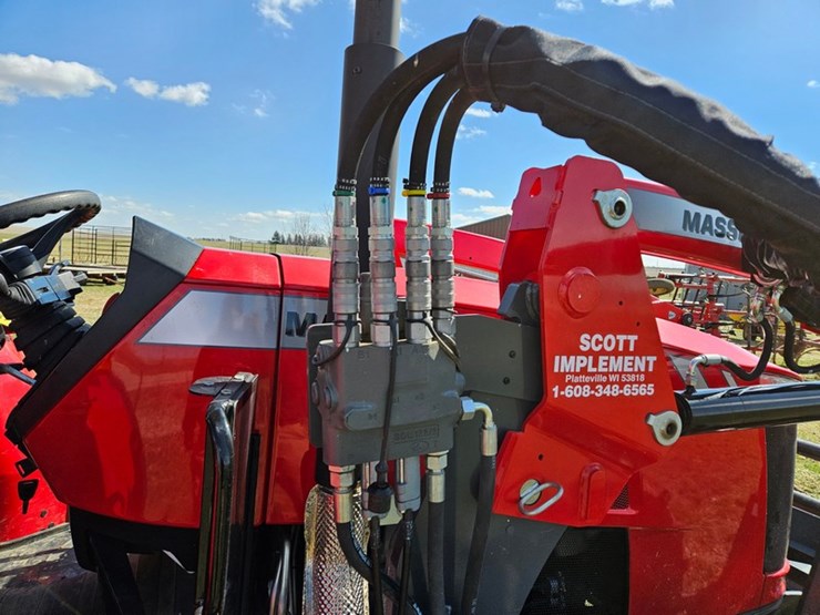 massey-ferguson-4710-image-49