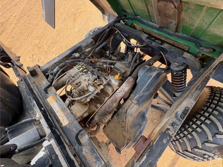 john-deere-gator-image-21