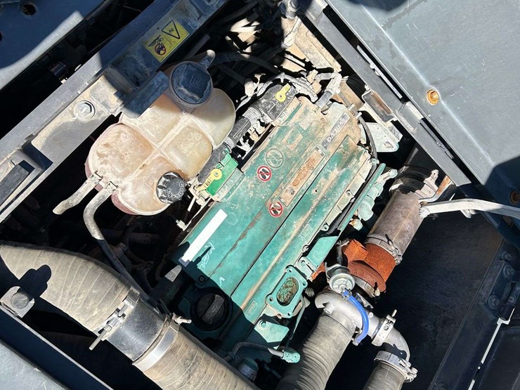 2018-volvo-ec220el-image-114