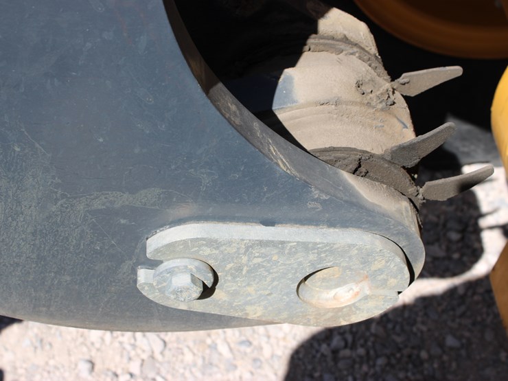 2021-deere-524p-image-19