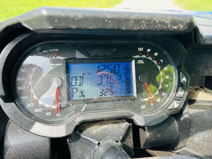 2024-general-polaris-image-30