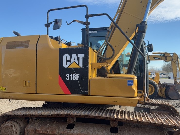 caterpillar-318fl-image-8