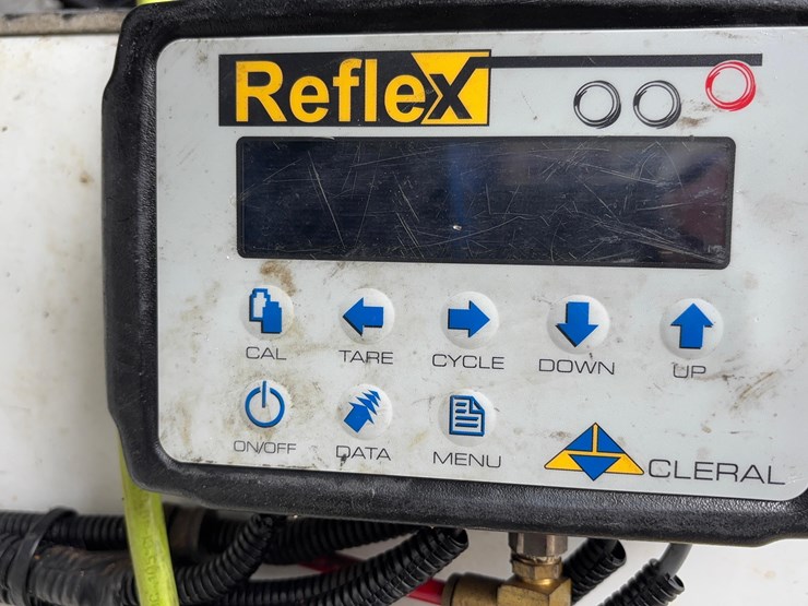 2018-peterbilt-567-hydrovac-truck-image-16