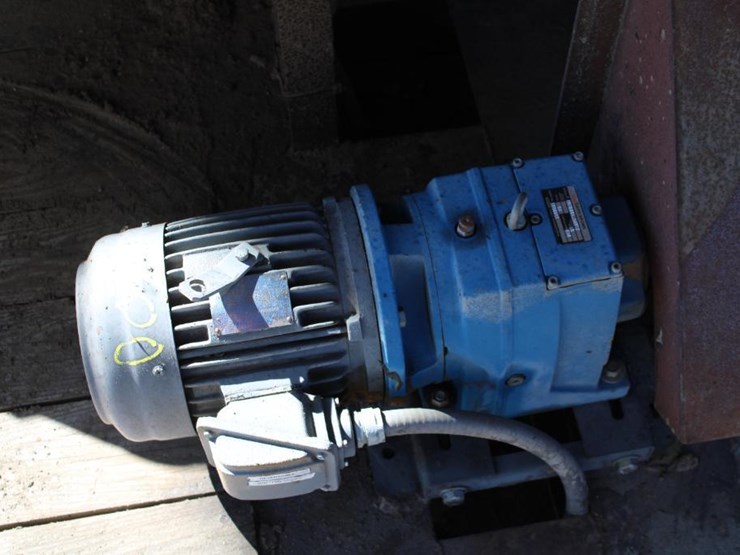 #197-•-salem-outfeed-rolls-image-5