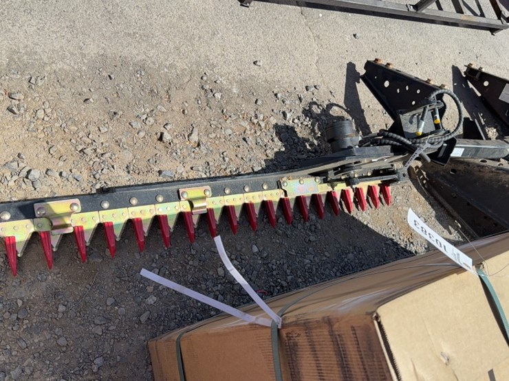 #6034-•-60"-mini-excavator-sickle-bar-mower-image-4