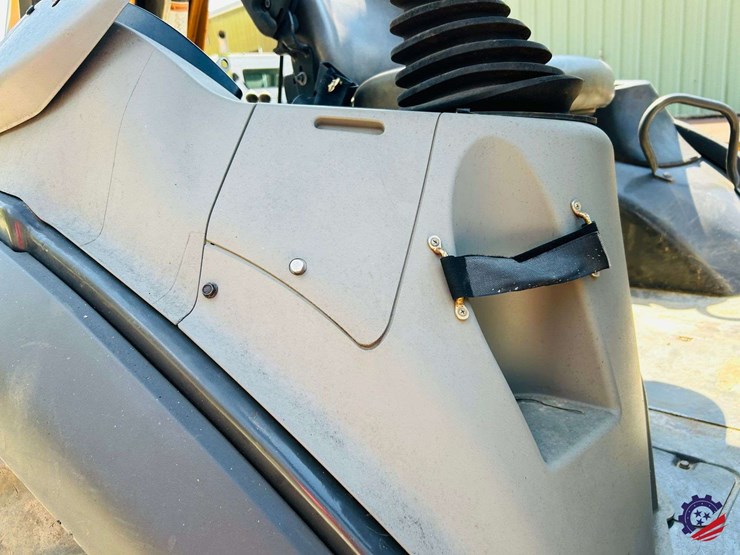 2021-case-580n-image-81