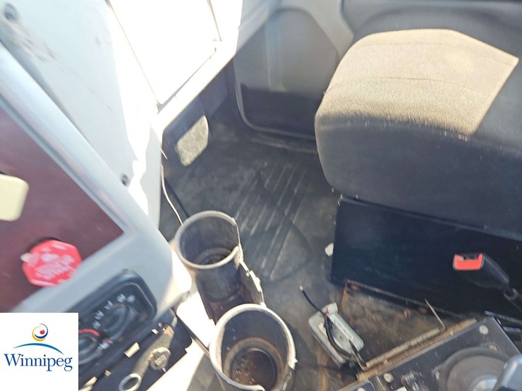 2014-western-star-4700-image-20