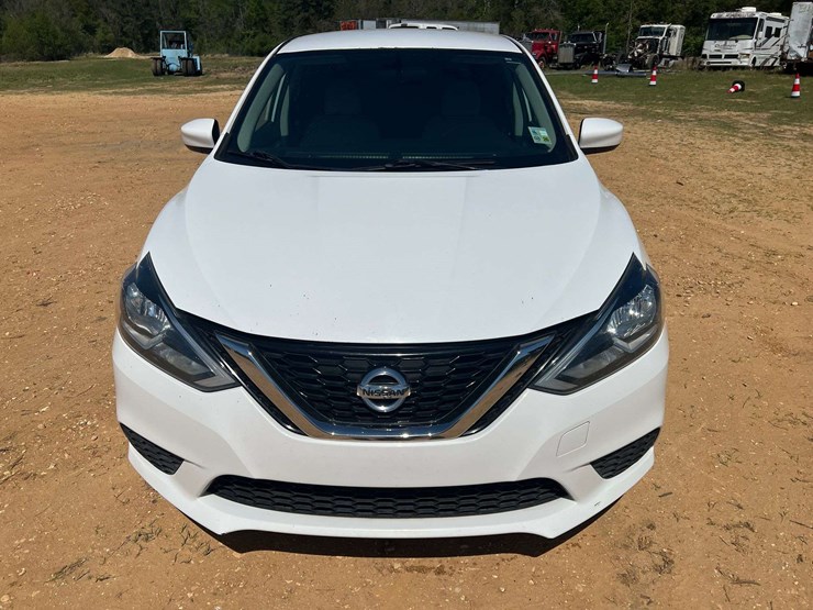 2017-nissan-sentra-sv-4-door-sedan-(169,691-miles)-image-5