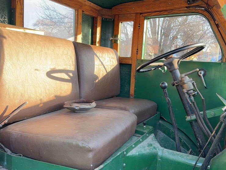 autocar-u70-truck-tractor-image-32