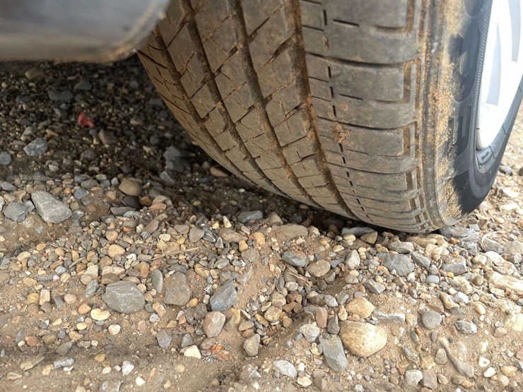 2006-bmw-325i-4-door-sedan-(178,642-miles)-image-20