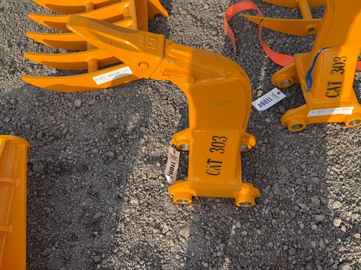 caterpillar-303-image-2