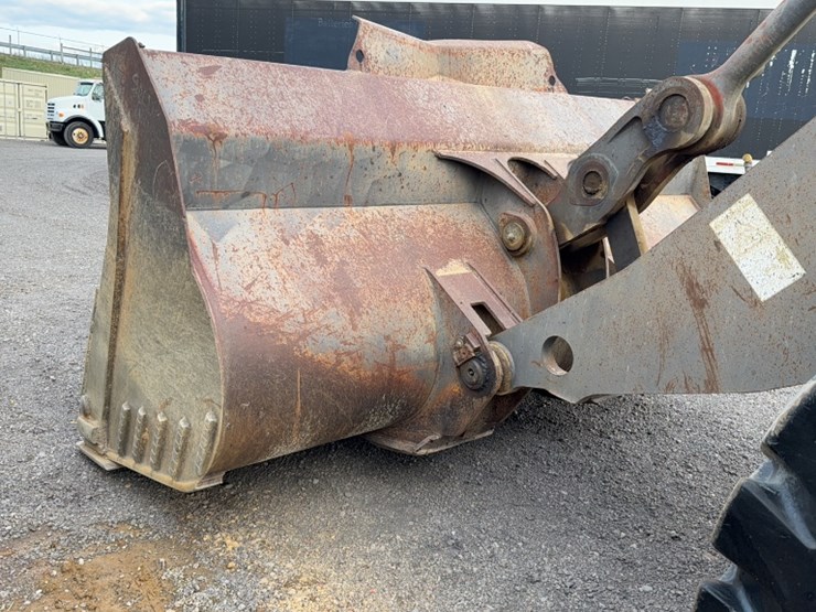 volvo-l180e-image-16