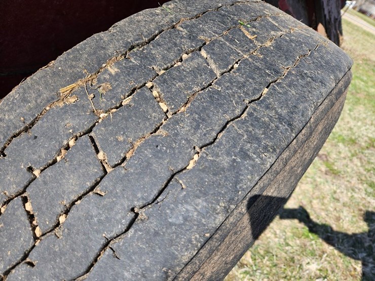 2019-new-holland-195-image-27