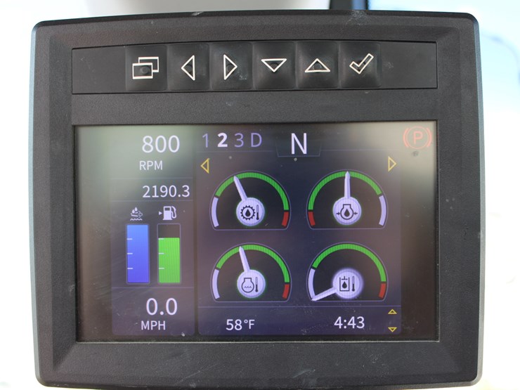 2021-deere-524p-image-49