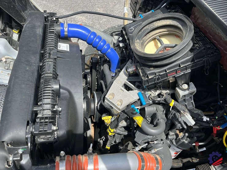 2025-kenworth-t380-image-104