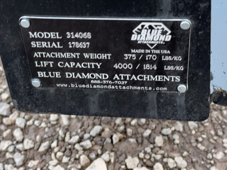 #2027-•-blue-diamond-48"-skid-steer-pallet-forks-image-2