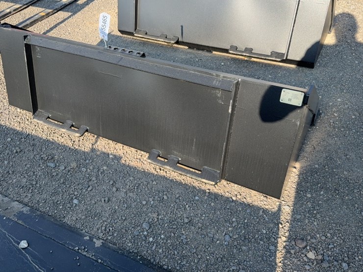 #2083-•-trubilt-66"-skid-steer-smooth-bucket-image-3