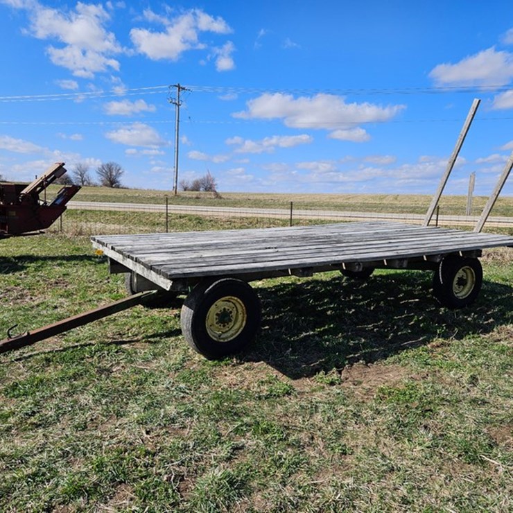 #534 • 9'x16' Flat Rack