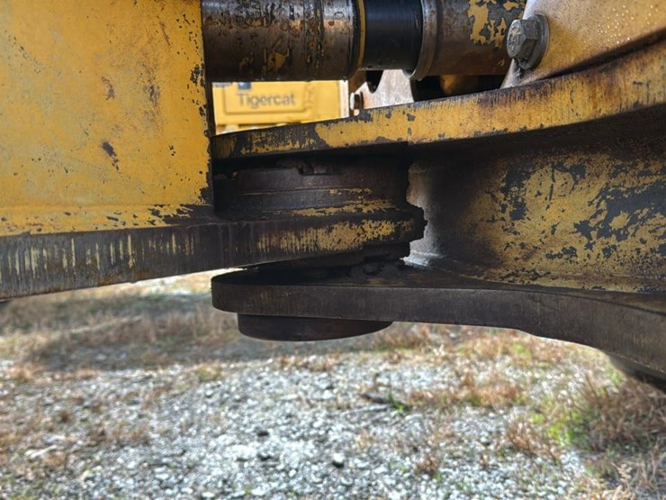 caterpillar-525b-image-25