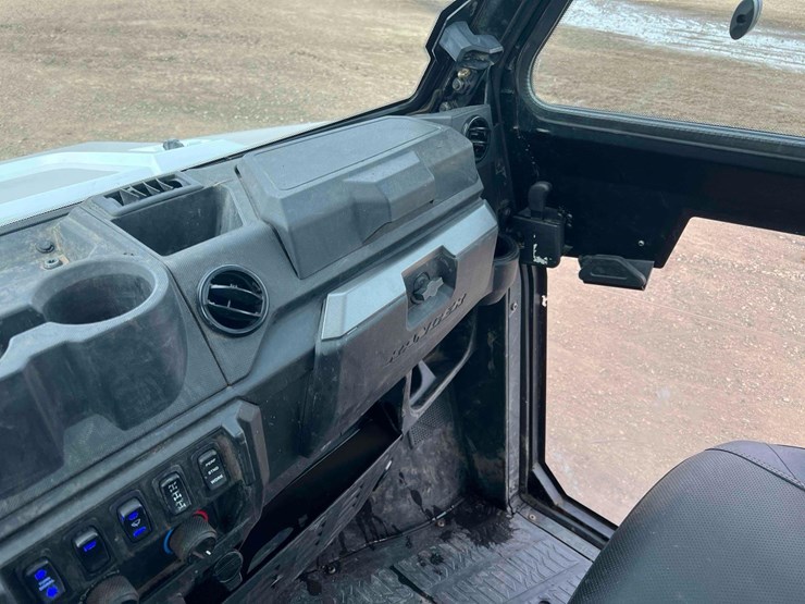 2022-polaris-ranger-image-22