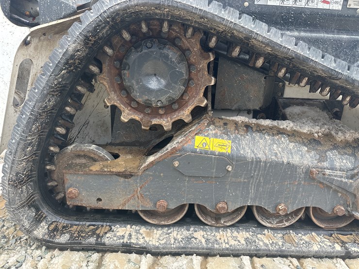 2022-bobcat-t66-image-57