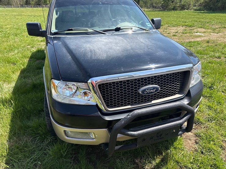 2005-ford-f150-lariat-image-2