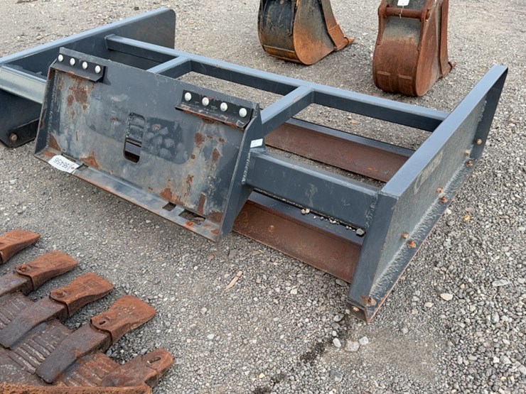 #2005-•-cammond-84"-skid-steer-land-plane-image-3