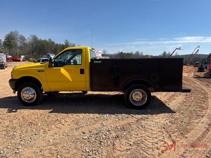 2004-ford-f550-xl-image-7