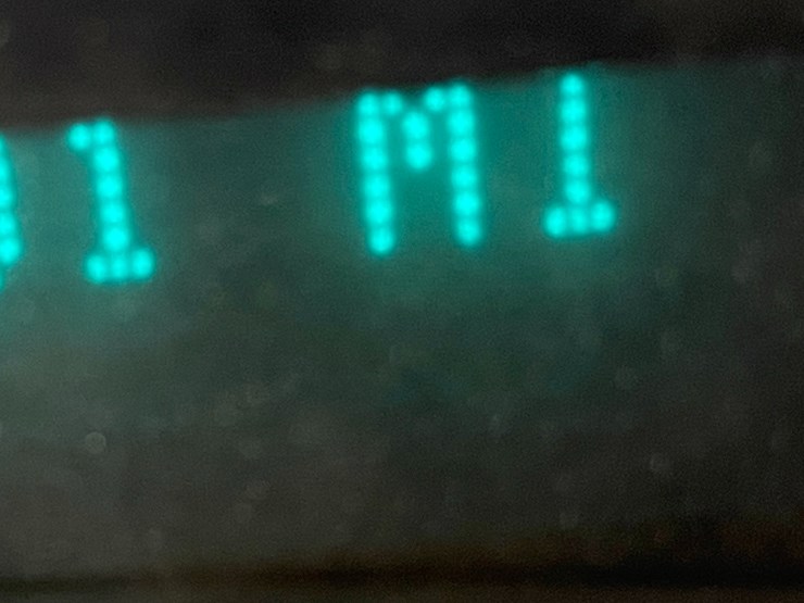 #4006-•-2005-chevy-crew-cab-truck-(az-title)-image-34