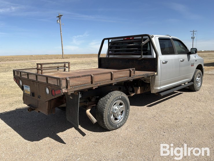 2011-dodge-2500-image-5