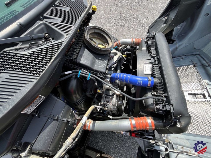 2025-kenworth-t380-image-94