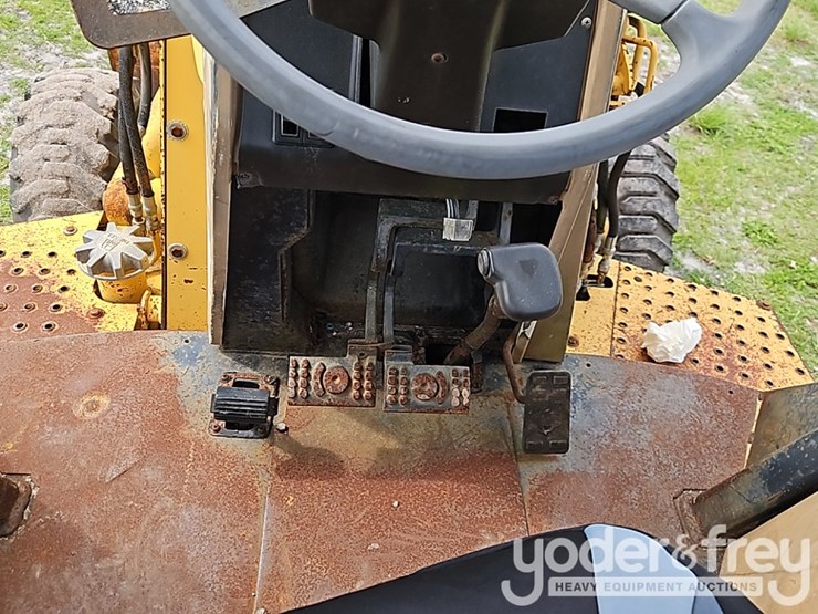 1994-john-deere-310d-image-24