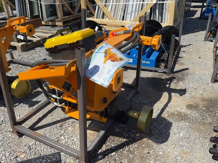 #6087-•-future-skid-steer-hyd-post-driver-image-1