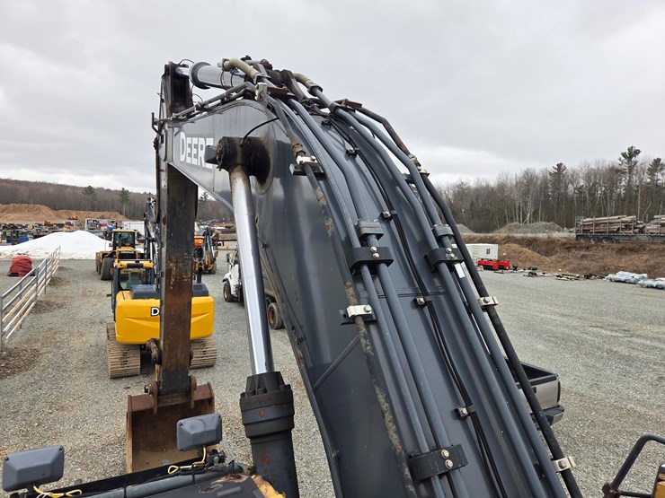 deere-470g-lc-image-34