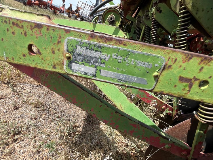 #4030-•-massey-fergusen-drill-image-17