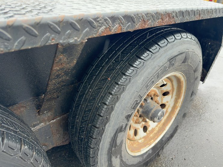 2005-cam-superline-18'-t/a-tilt-deck-trailer-image-11