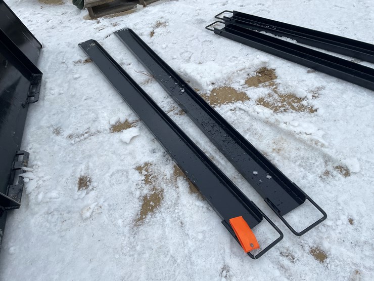 #2050-•-set-of-pallet-fork-extensions-image-3