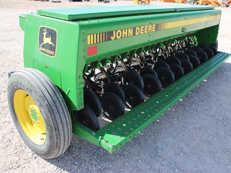 john-deere-450-image-36