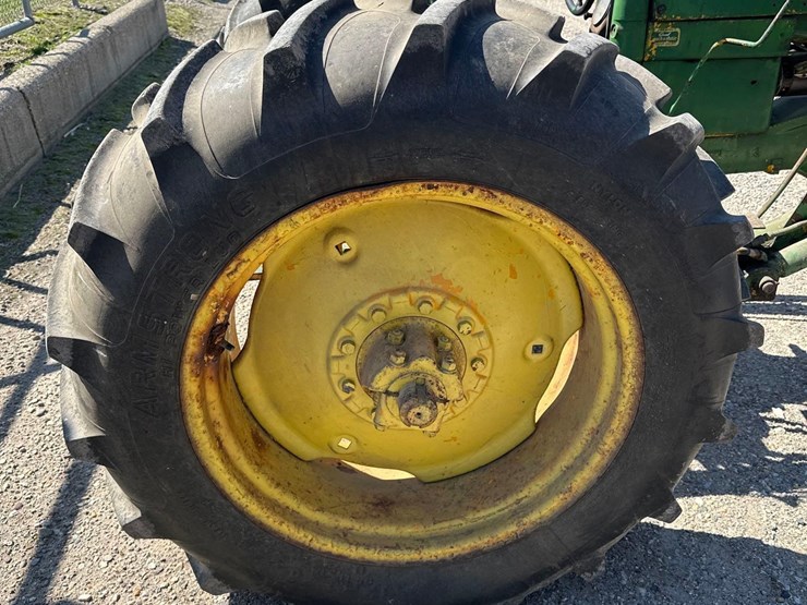 john-deere-420-image-9