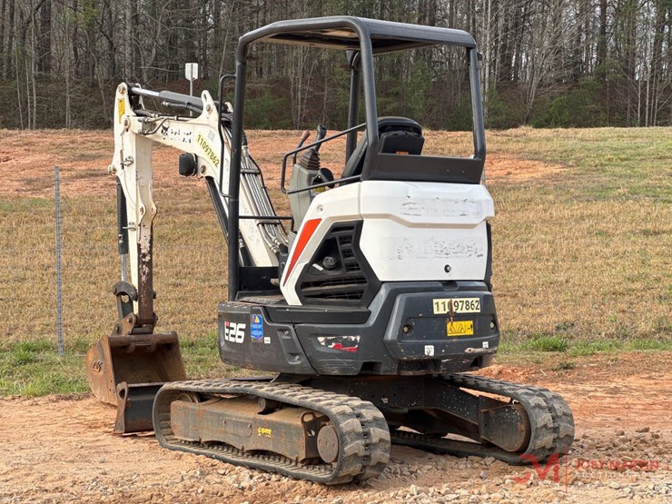 2020-bobcat-e26-image-1