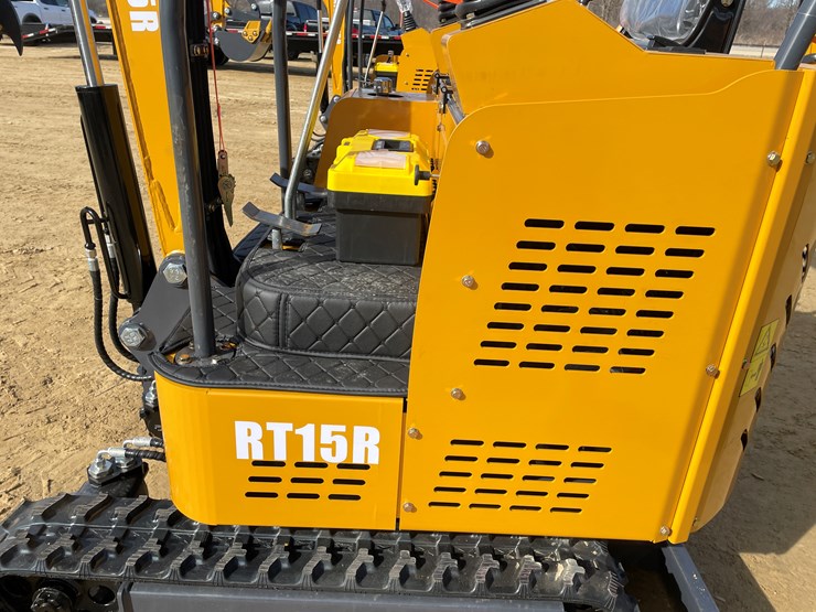 #1037-•-new-ats-rt15r-mini-excavator-image-17