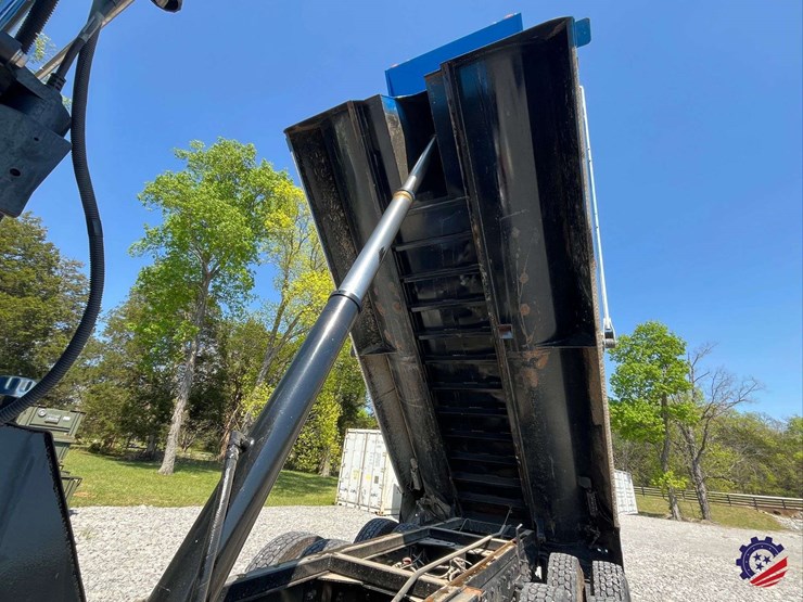 2018-international-hx620-image-85