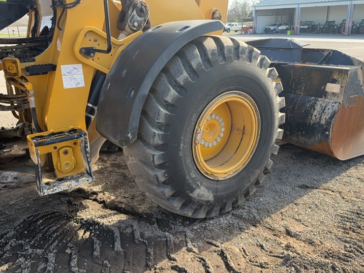 caterpillar-930-image-6