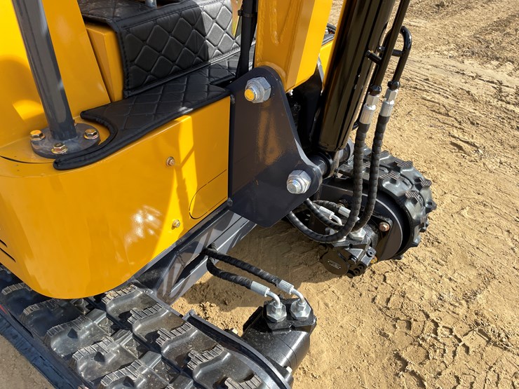 #1037-•-new-ats-rt15r-mini-excavator-image-23