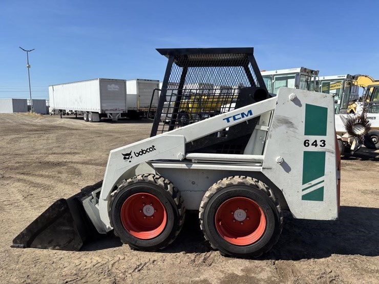 bobcat-643-image-5