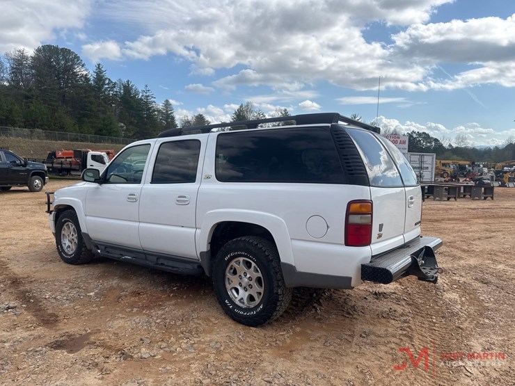 chevrolet-suburban-image-6