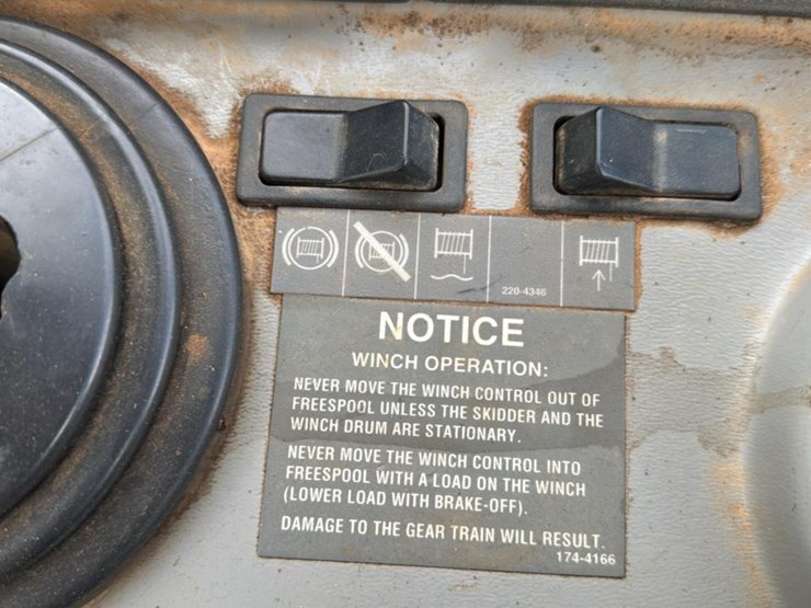 caterpillar-525b-image-51