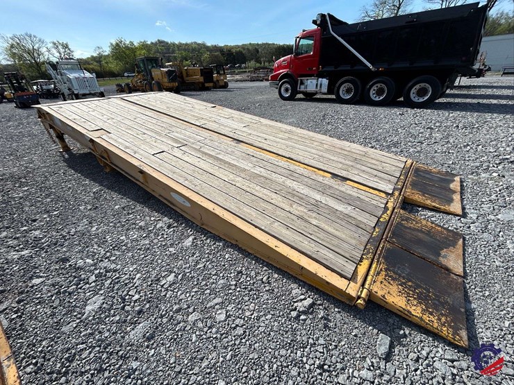 ledwell-25’-/-50k-lb-industrial-ramp-image-3